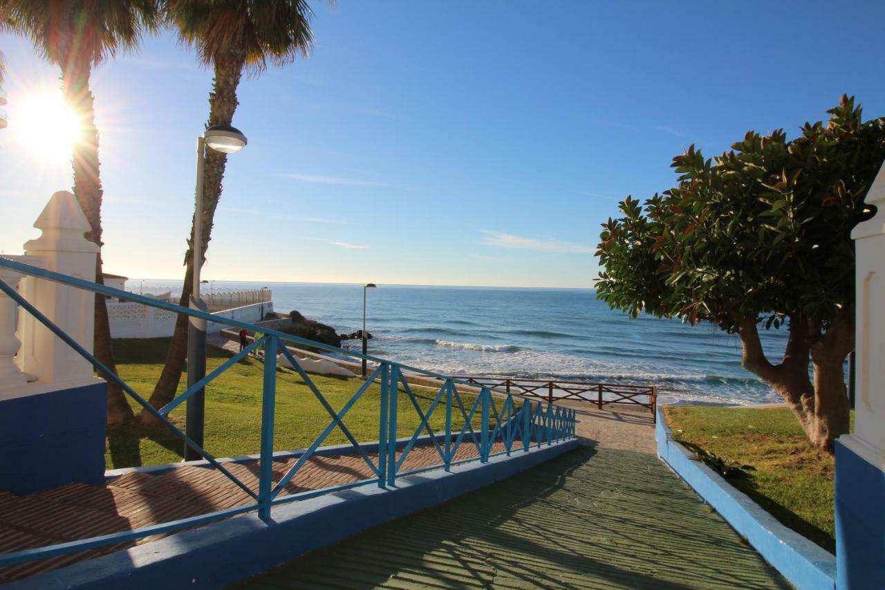 Beach Apartment El Faro Торрокс Екстер'єр фото